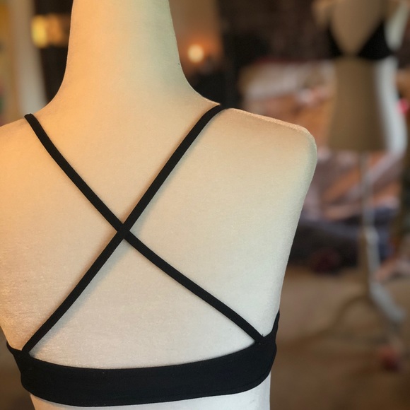 Brandy Melville racer back OS - Picture 2 of 3